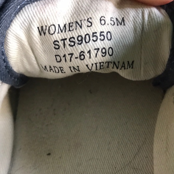 NAVY BLUE SPERRY’S - Picture 5 of 10